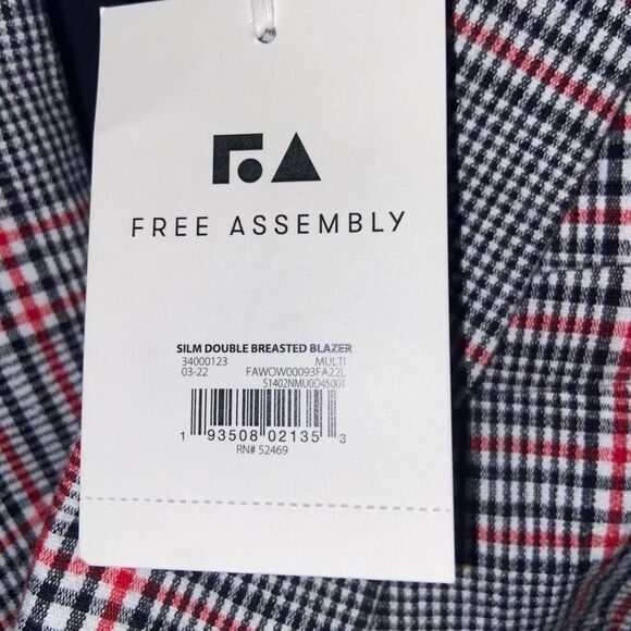 Plaid Slim Double Breasted Blazer
Size XS!
Brand new with tags - Picture 4 of 6